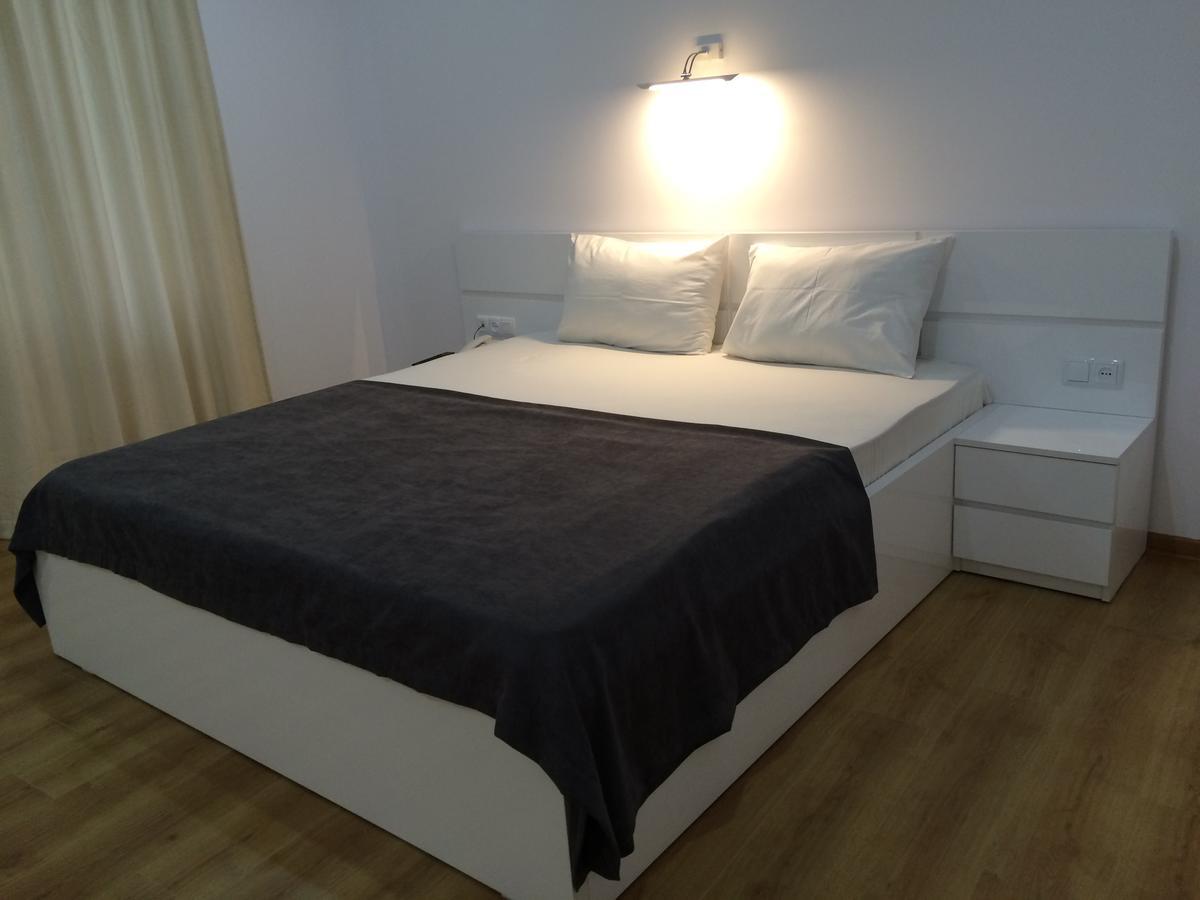 Hotel Marseille Μπατούμι Εξωτερικό φωτογραφία