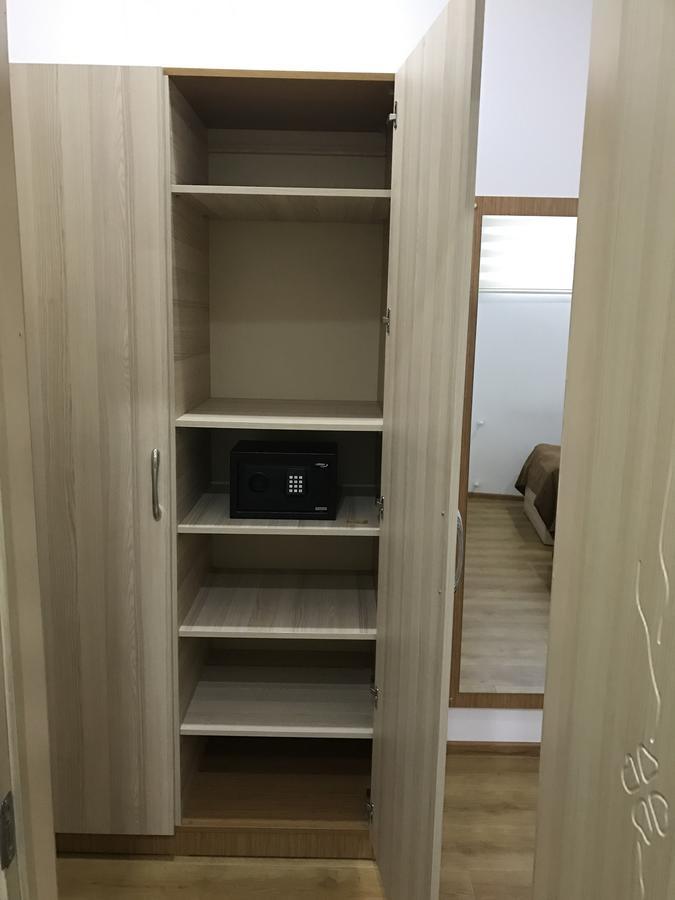 Hotel Marseille Μπατούμι Εξωτερικό φωτογραφία