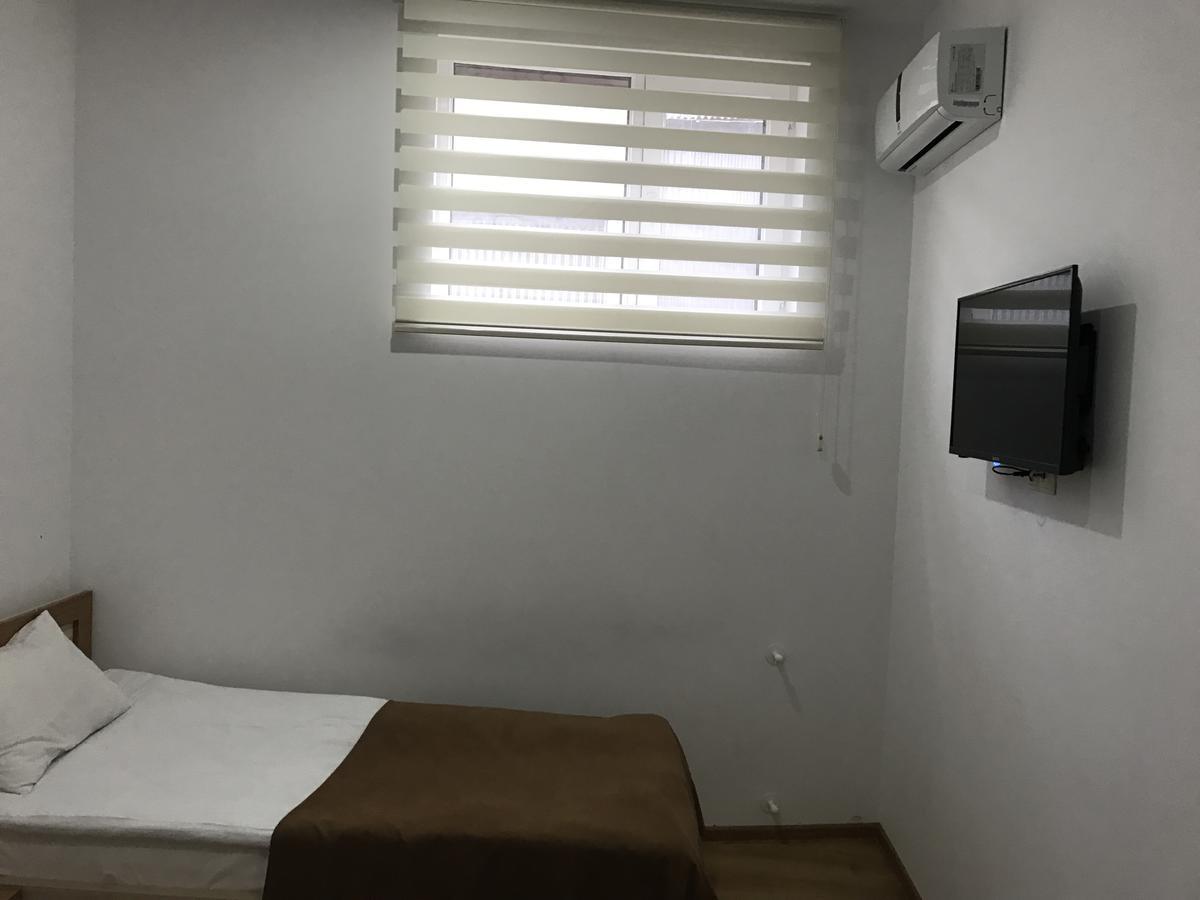Hotel Marseille Μπατούμι Εξωτερικό φωτογραφία