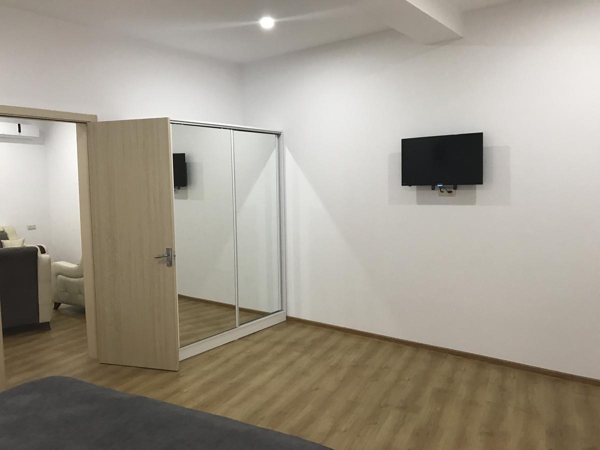 Hotel Marseille Μπατούμι Εξωτερικό φωτογραφία